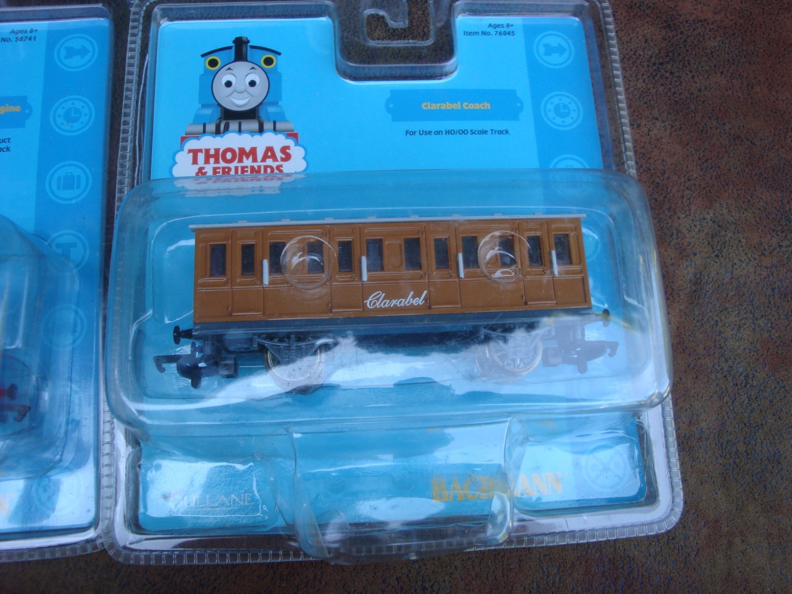 Lot of (4) Thomas & Friends Tank Engine and Cars by Bachmann- HO/OO scale (2002)