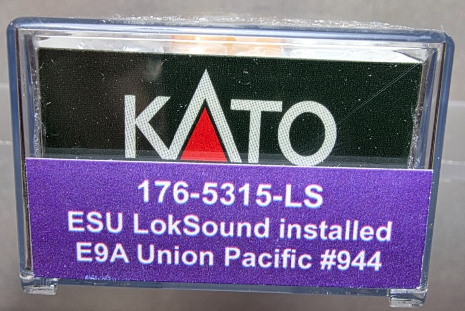 Kato N Scale Union Pacific 994 with DCC and Sound 176-5315-LS
