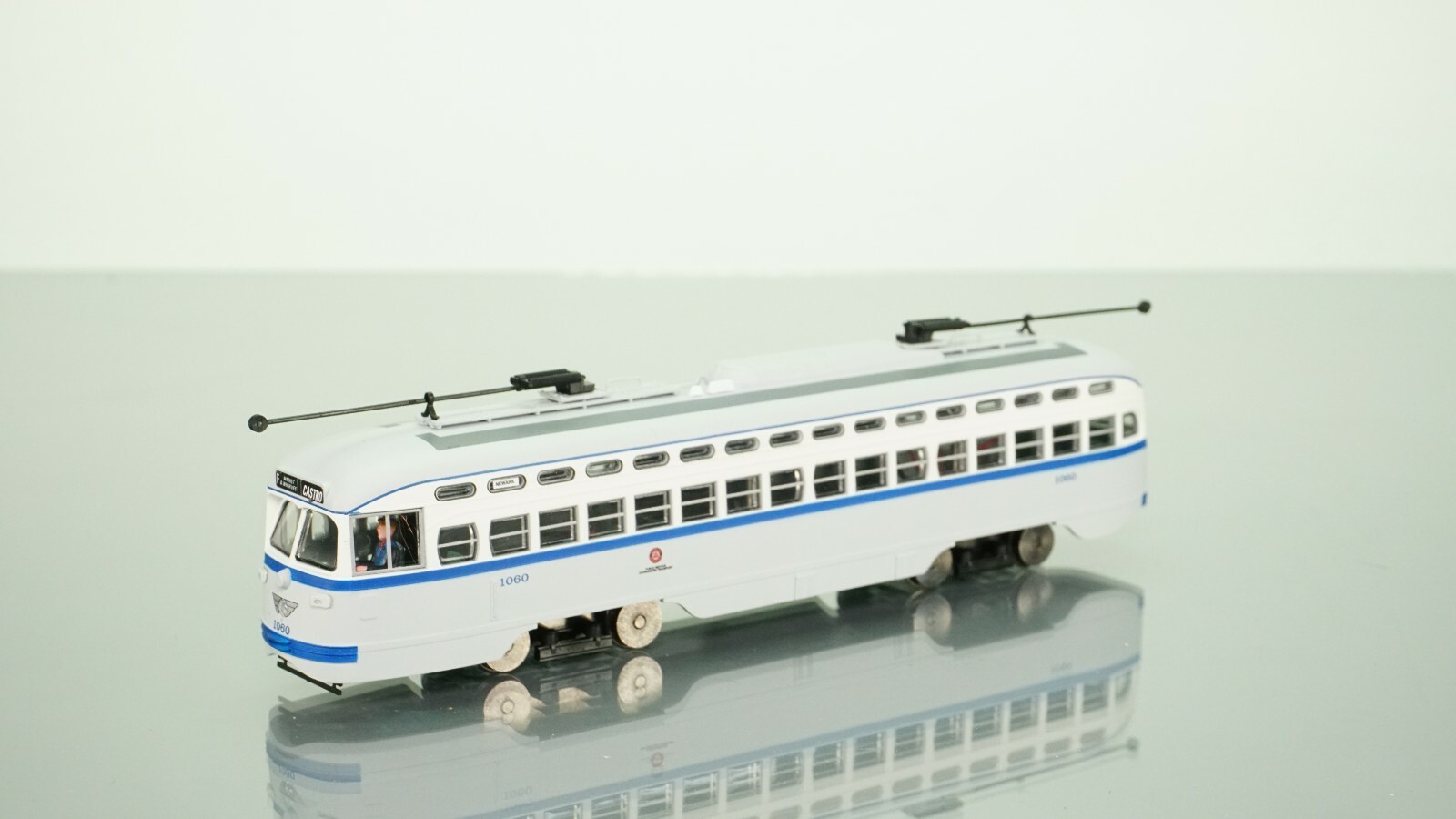 Bowser PCC Streetcar F Line Newark HO scale