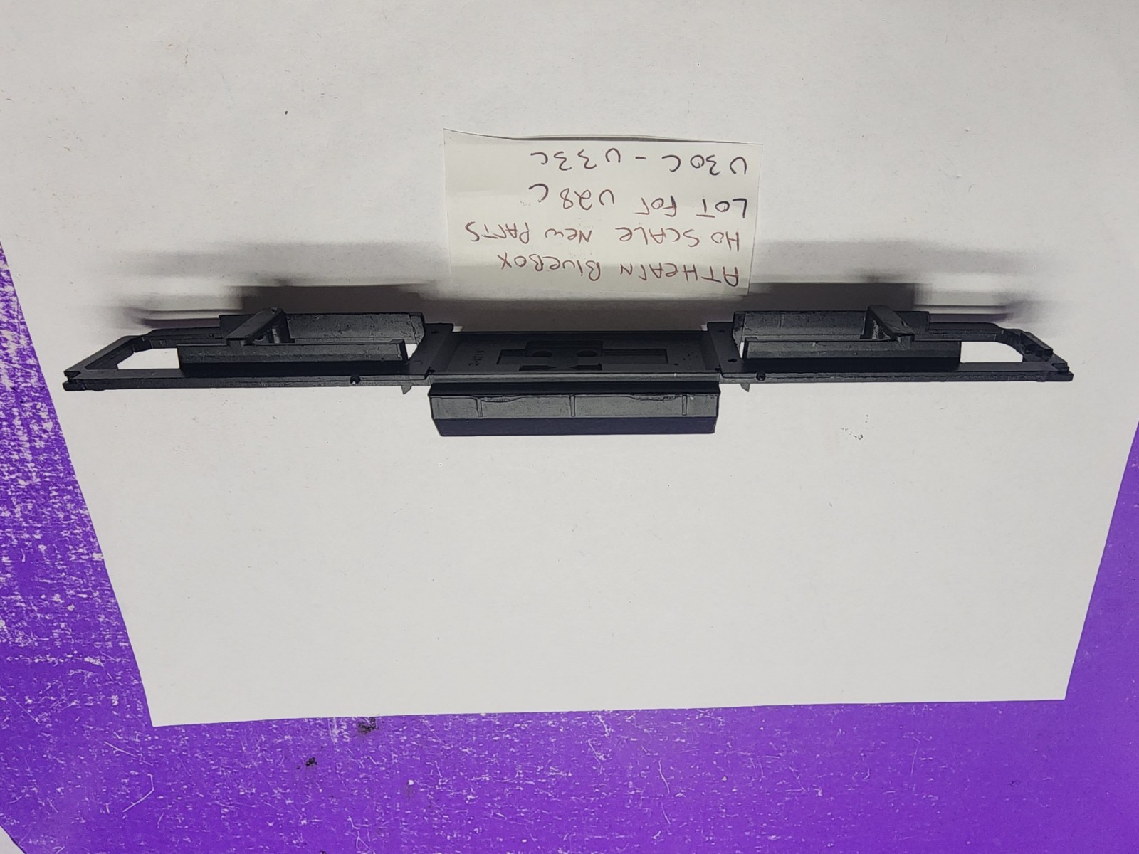 DIECAST METAL UNDERFRAME CHASSIS AIR TANKS U28,30,33 C Athearn HO 34206