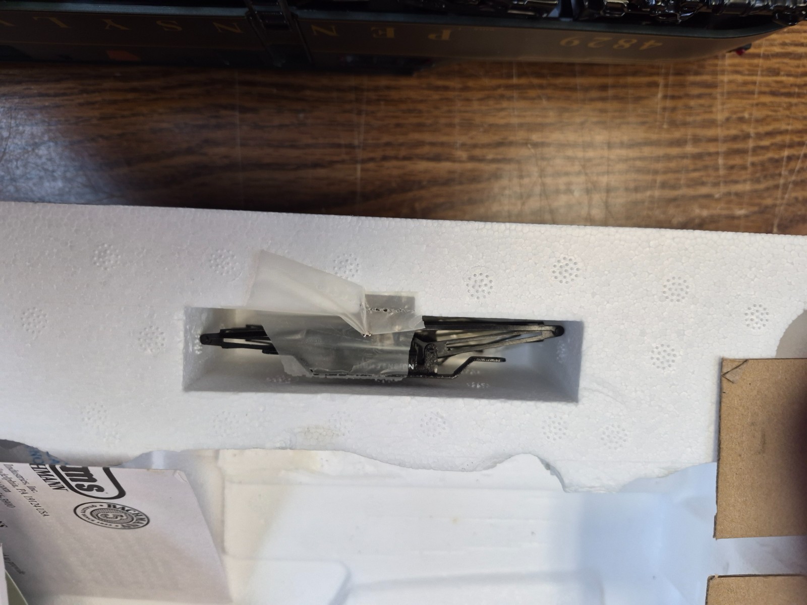 WILLIAMS by BACHMANN 41810 PENNSYLVANIA GG-1 GRN 5 STRIPE+ O GA 3RAIL #4829
