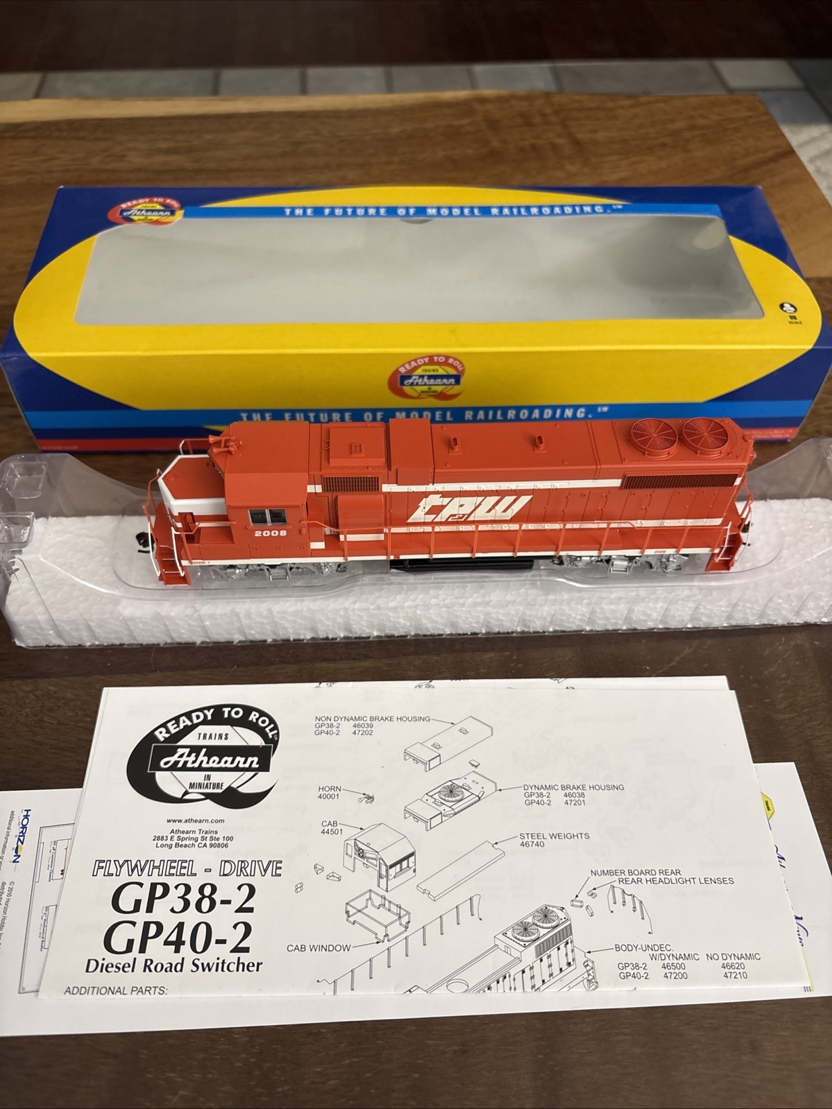 Athearn RTR Toledo, Peoria, & Western EMD GP38-2 Diesel Road Switcher #2008 New
