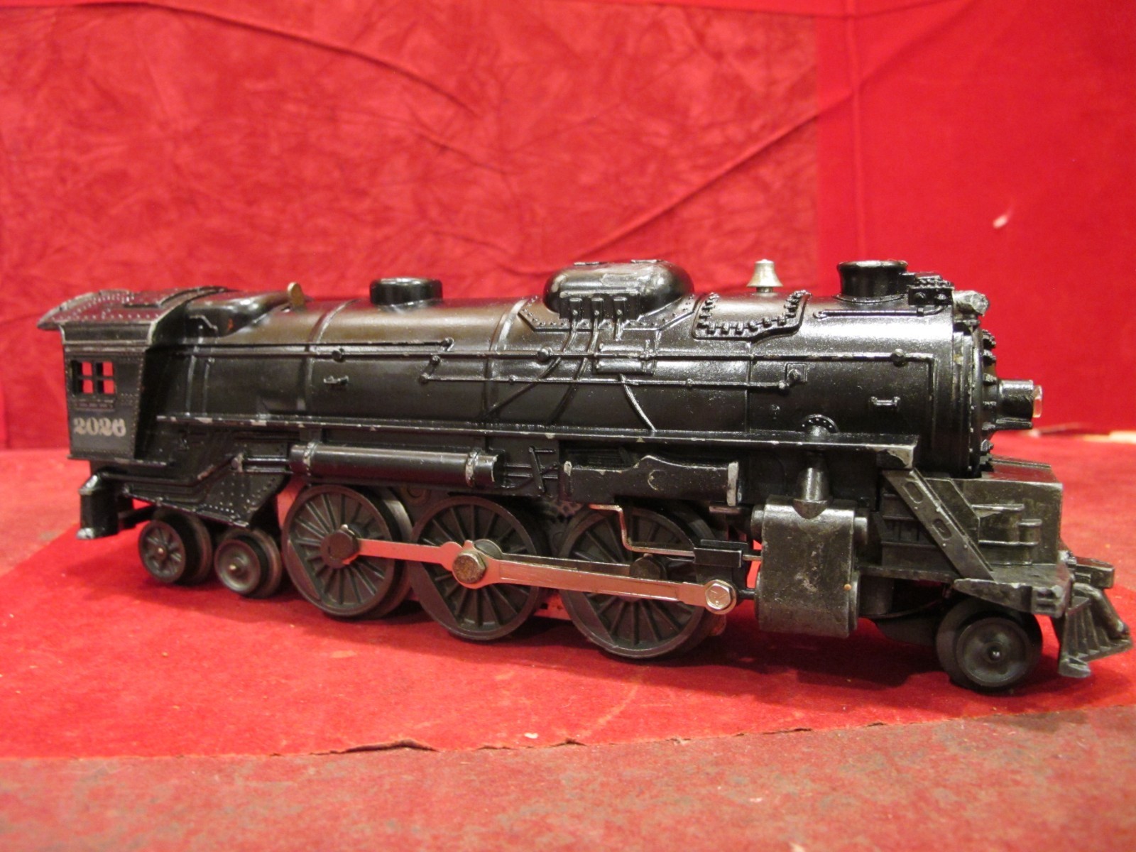 Lionel Vintage Postwar No. 2026 2-6-4 Locomotive~runs smokeS