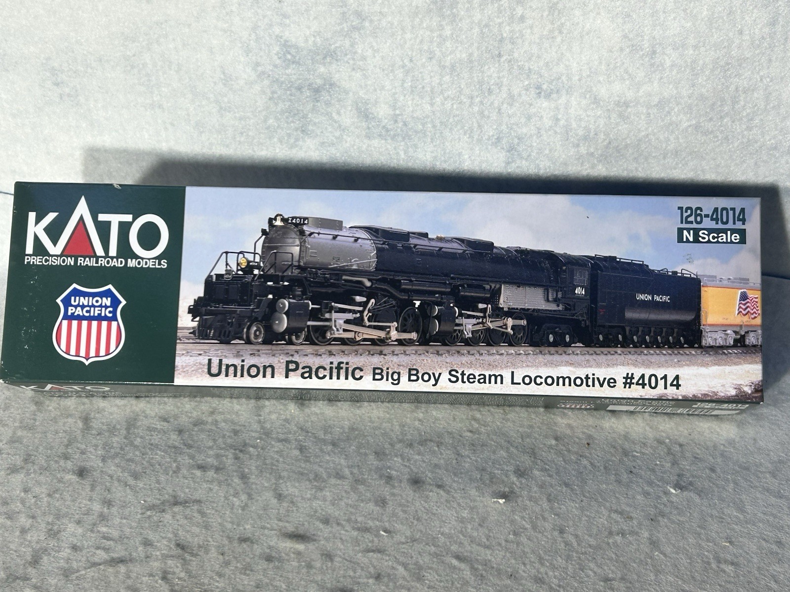Gorgeous KATO Union Pacific Big Boy Steam Locomotive, 4-8-8-4 # 4014 N Gauge
