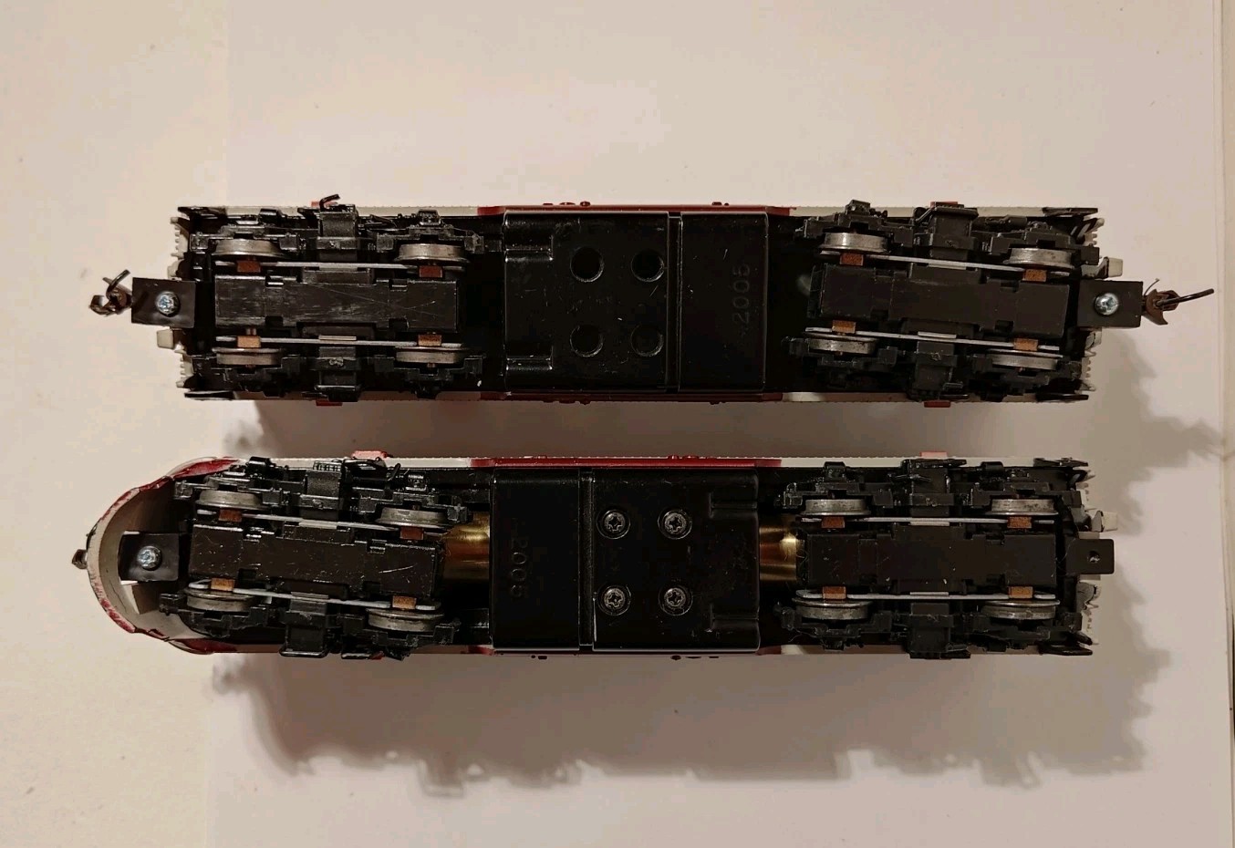 HO Scale Athearn Rock Island F7A-F7B #677 Diesel Locomotive Set Rare