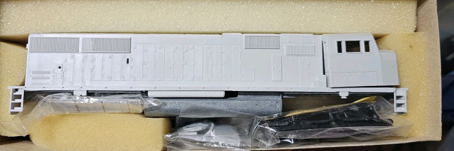 Rail Power Products HO Scale SD 60 M SHELL AND CHASSIS