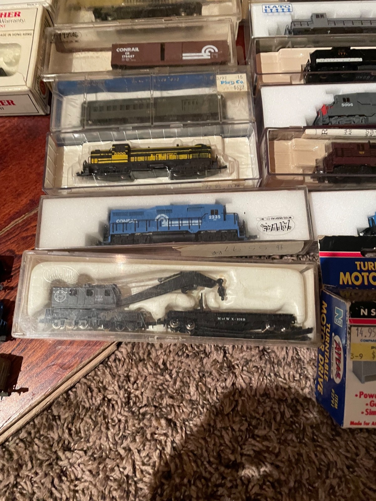 Collect: N GAUGE NORTHFOLK AND WESTERN SPECIAL EDITION LOCOMOTIVE + BONUS $5.00
