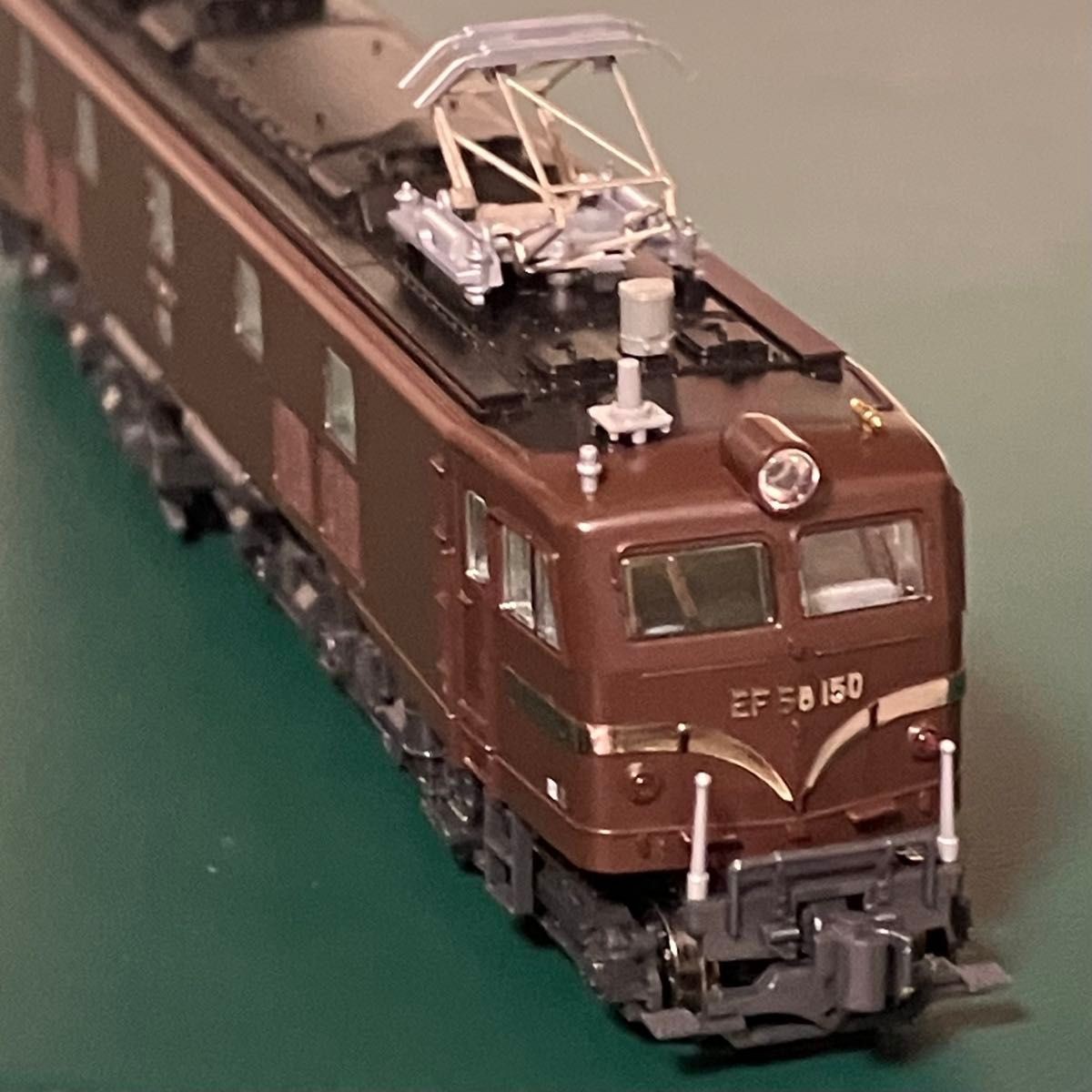 KATO 3049-1 EF58 150 Miyahara Operating Depot