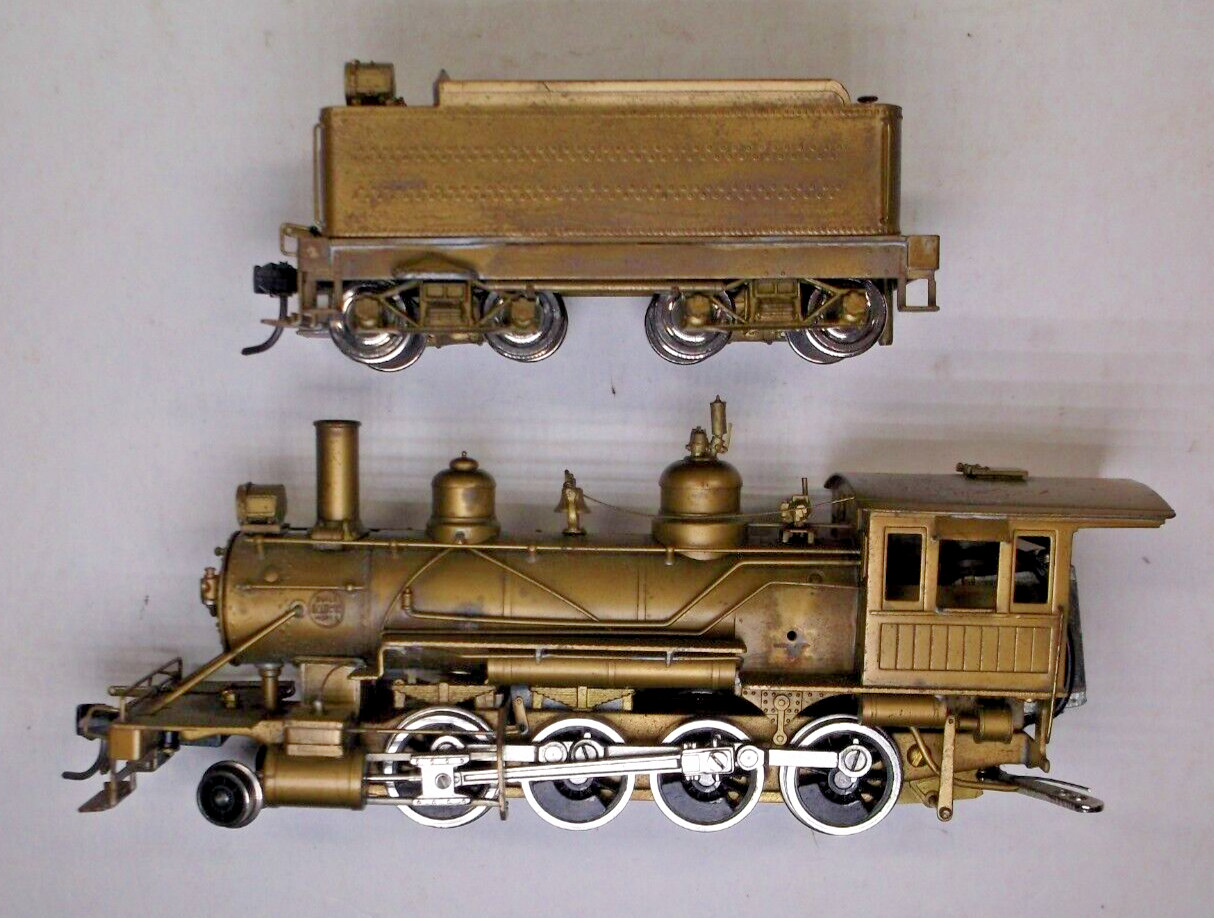 United brass HO Ma & Pa 2-8-0 steam engine in box (lot BB491)
