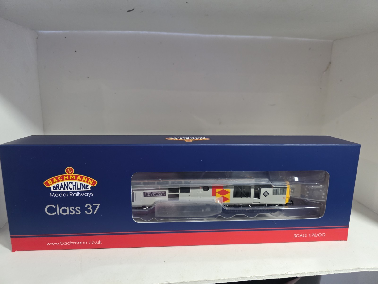 Bachmann Branchline British Class 37 Diesel 35-307 OO Scale DCC Ready