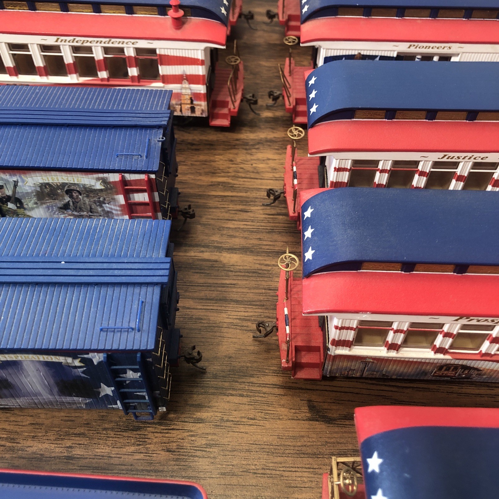 *Parts* Untested Bachmann Hawthorne Village Spirit America Locomotive Cars Rail