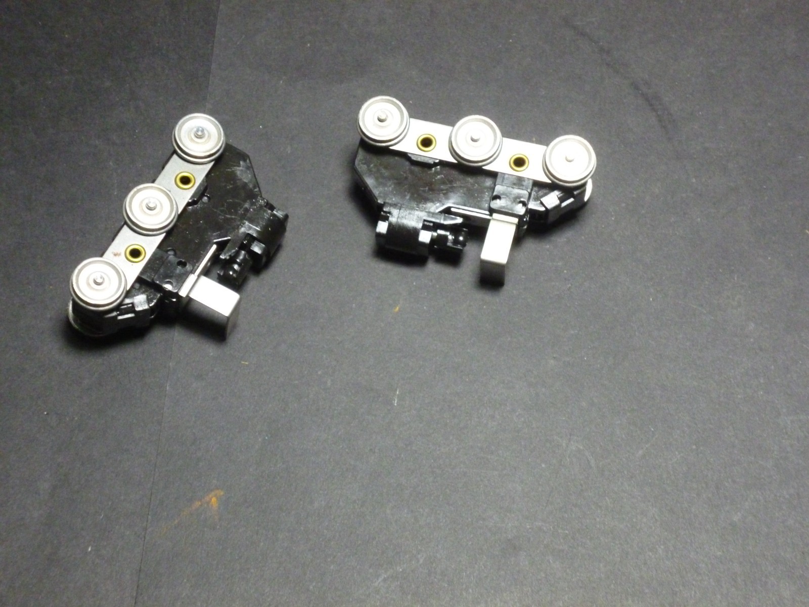 Ho Athearn Diesel locomotive F45 FP45 6 wheel trucks pair worm gear