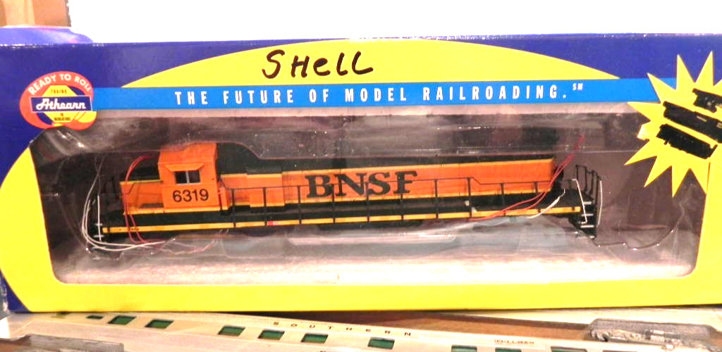 HO ENGINE Athearn Locomotive HO BNSF SD40 Road Number #6319 SHELL