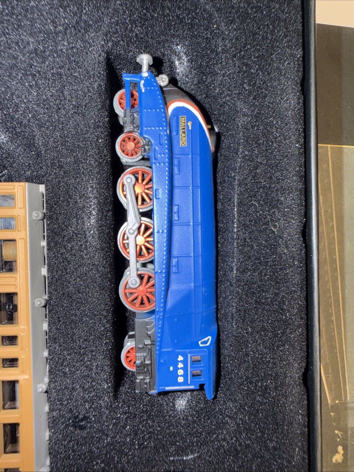 ATLAS EDITIONS 1/220 Z GAUGE MINITRAINS MALLARD DIECAST LOCOMOTIVE LOCO