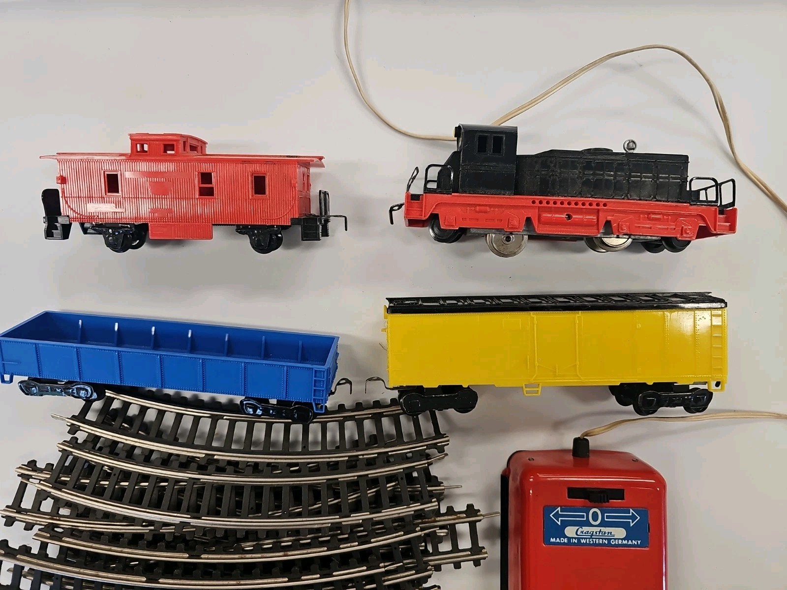 Ho Made in Western Germany Black and Red Diesel Locomotive – See Description