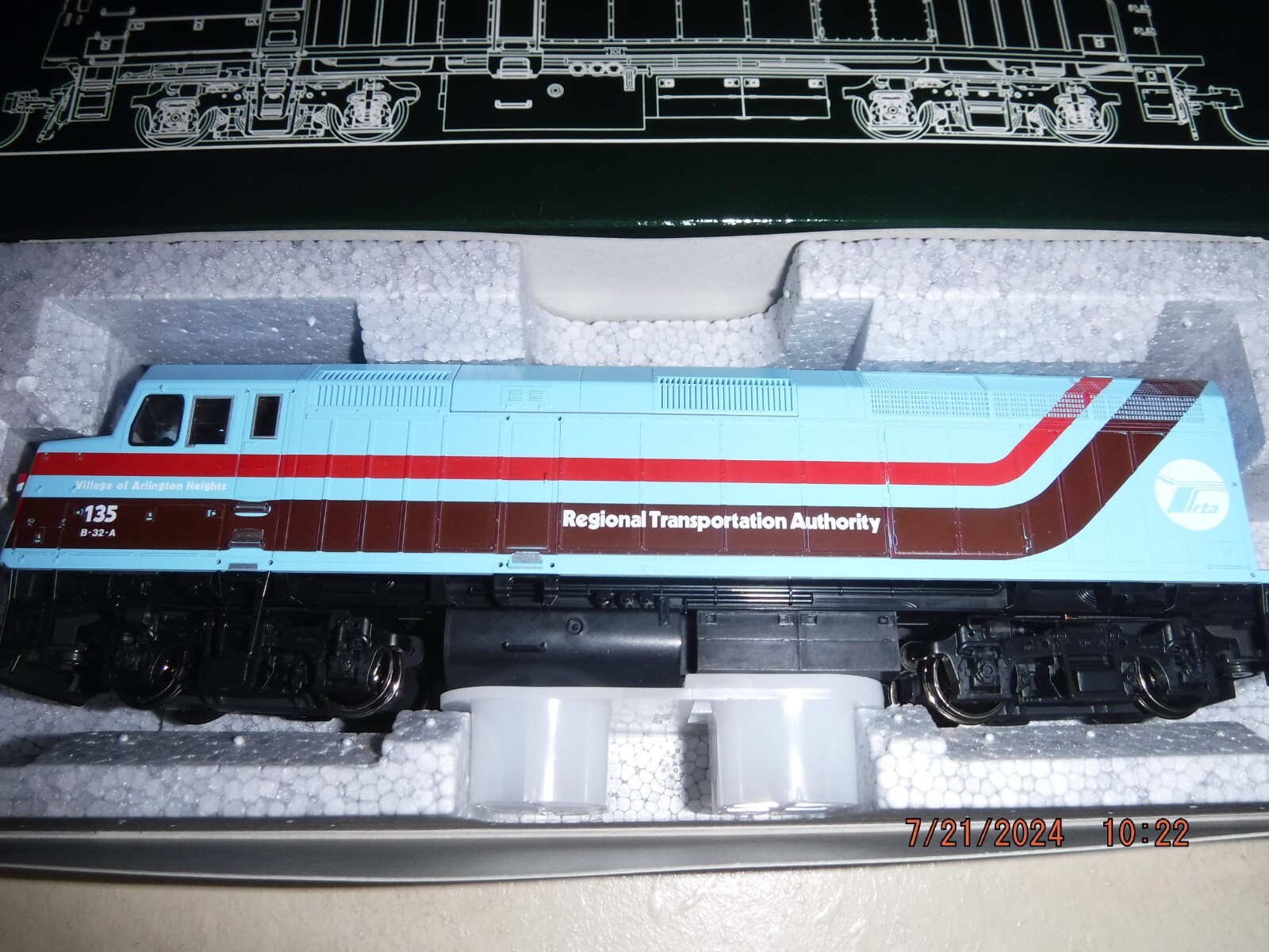 KATO HO EMD F40PH CHICAGO RTA LOCOMOTIVE VILLAGE OF ARLINGTON HEIGHTS BRAND NEW