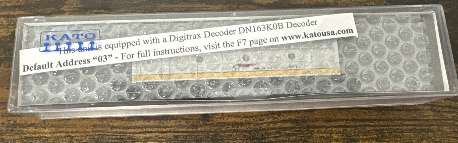 KATO N Scale #176-2215-DCC EMD F7B ATSF Yellowbonnet w/Digitrax DCC NIB!