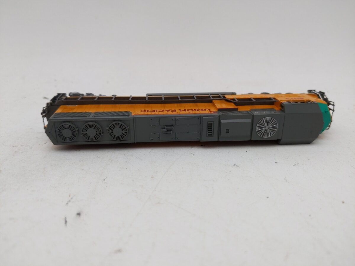 Kato 176-4015 N UP Excursion Ver. EMD SD70M Flat Radiator Diesel Loco #4015 LN