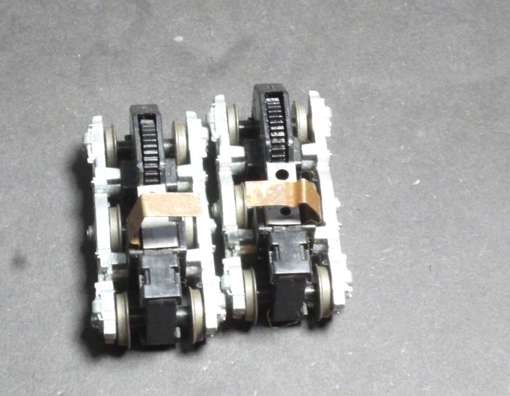 Ho Athearn Diesel locomotive Sd45 6 wheel trucks pair vintage.