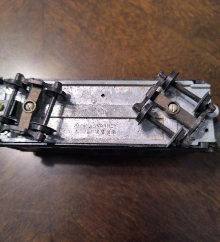 Varney Baltimore and Ohio HO Scale Black Model Railroad Tender 2530