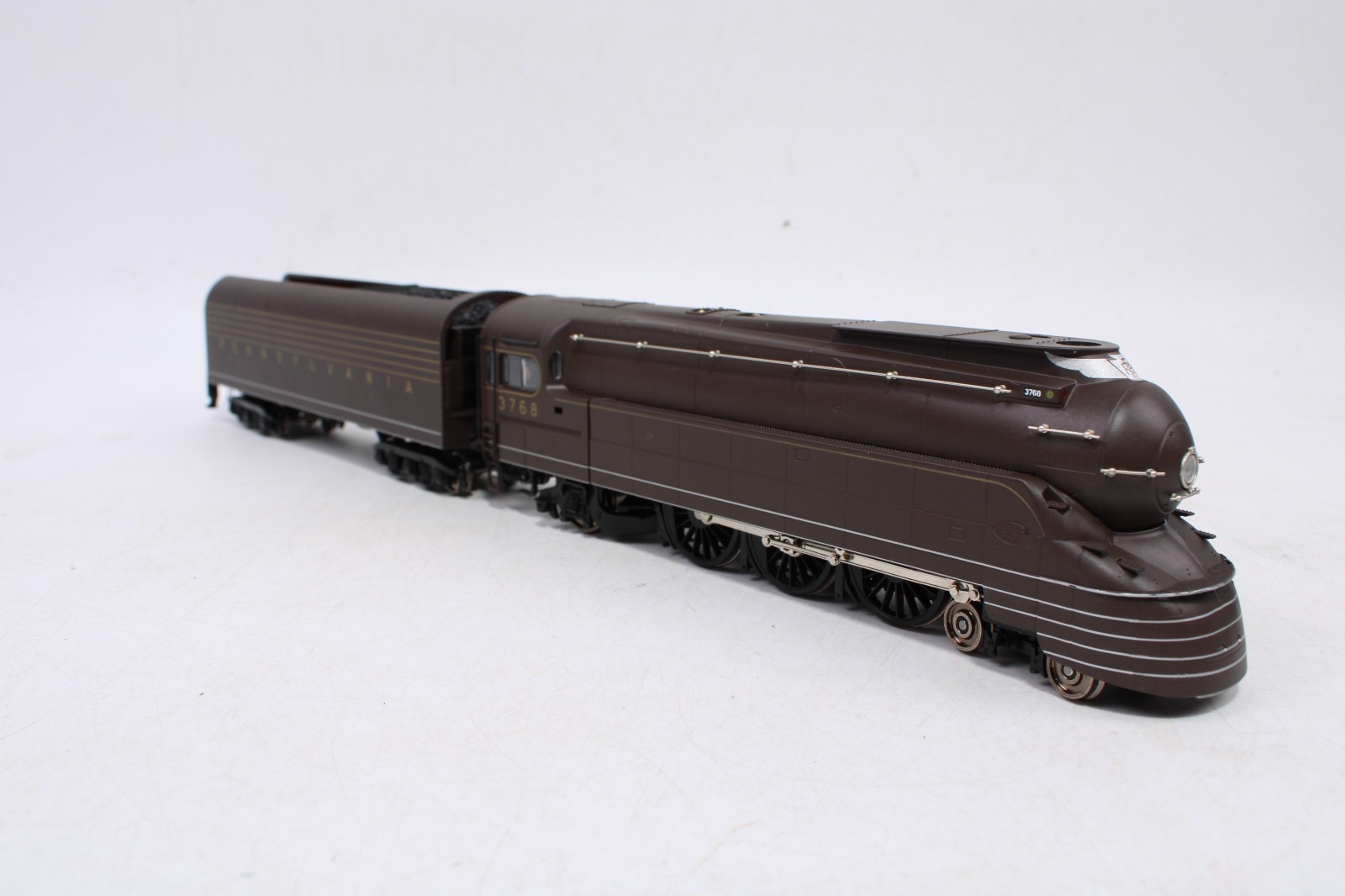 Broadway Limited HO 4432 PRR 4-6-2 K4 Steam Locomotive #3768 Paragon3 & GoPack