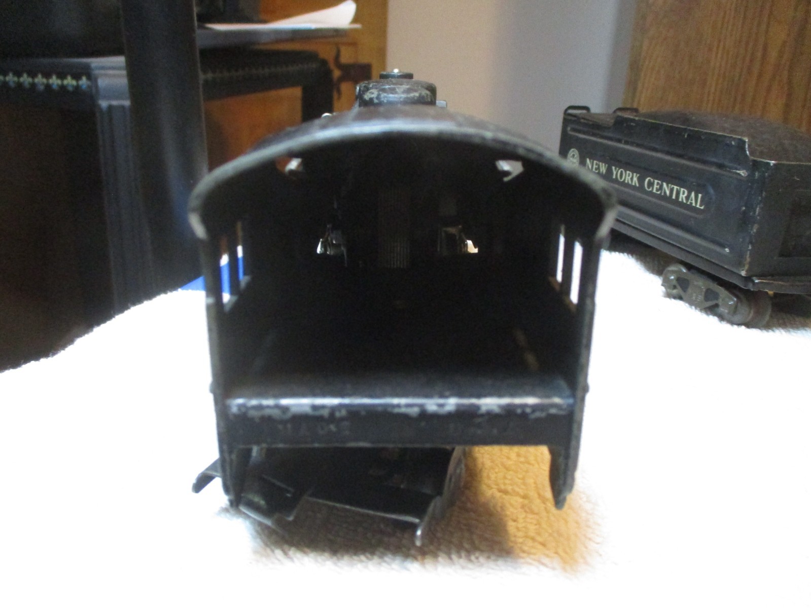MARX O Gauge 999 NEW YORK CENTRAL LOCOMOTIVE 2-4-2 & TENDER TESTED/RUNS LIGHTS