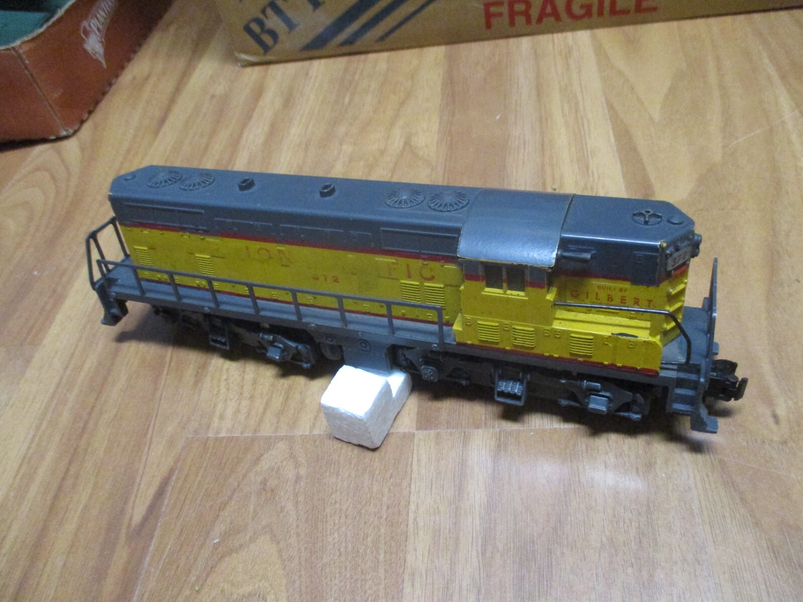 Amer Flyer 372 UP diesel (12/19/23)