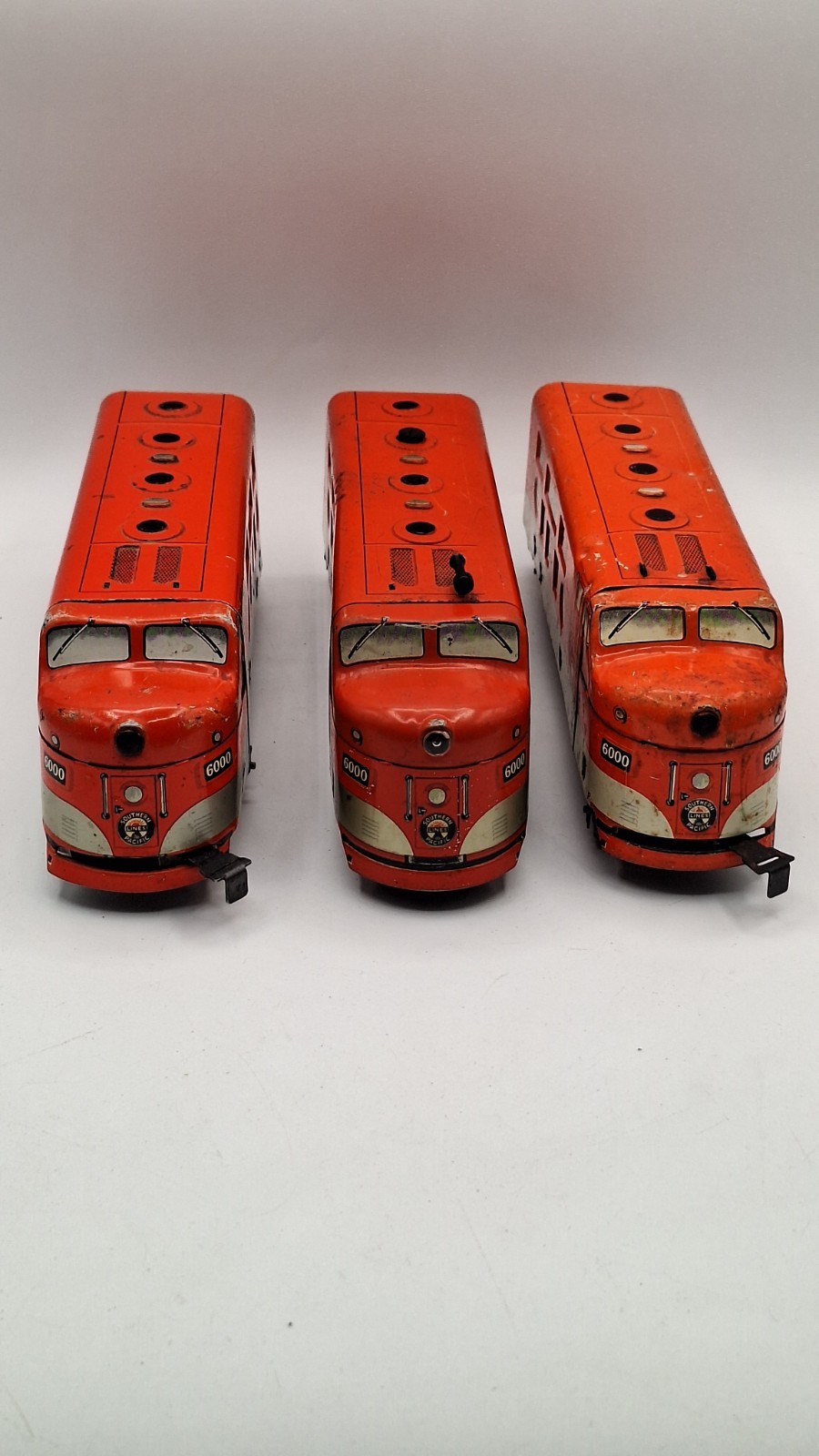 Vintage Marx O gauge Southern Pacific 6000 Powered Locomotive & 2 Dummy tested