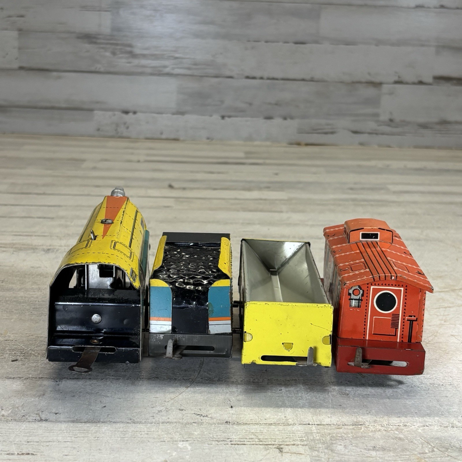 Hafner Prewar O Gauge Tin Litho Wind-Up Train Set Loco Caboose Tender Hopper 4Pc