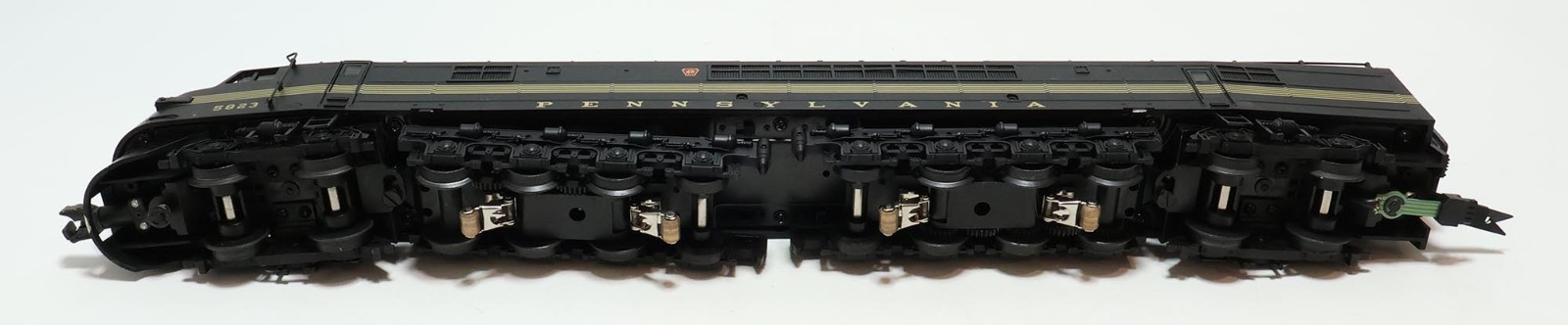 MTH O-Scale Pennsylvania Centipede A-A Diesel Set 3-Rail w/ Proto 20-2200-1
