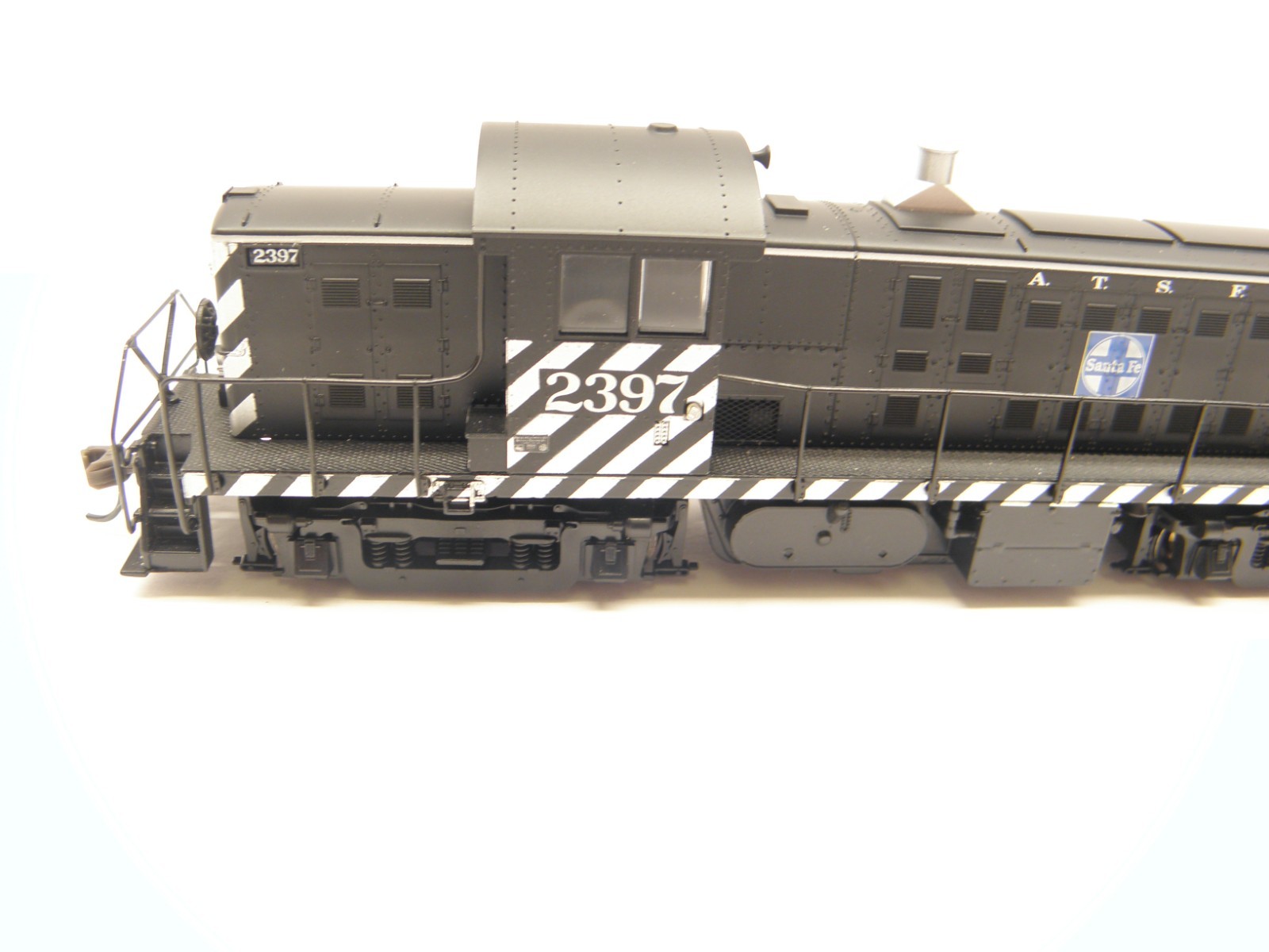 ATLAS CLASSIC ALCO RS-1 LOCOMOTIVE SANTA FE #2397 – HO SCALE DCC – RUNS LOT B