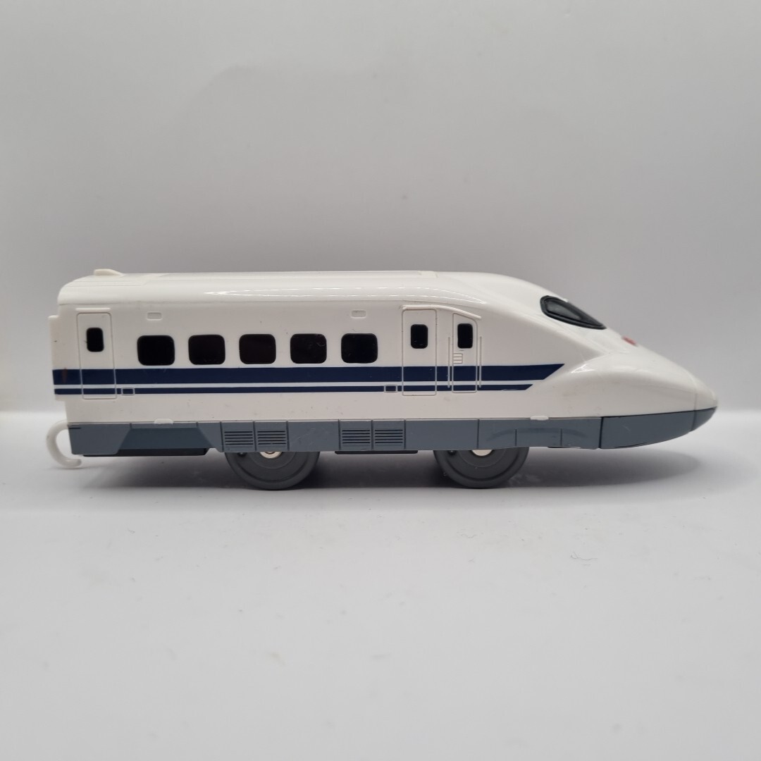 Japan Takara Tomy Plarail S-01 700 Shinkansen Motorised Train w/ Light 125747
