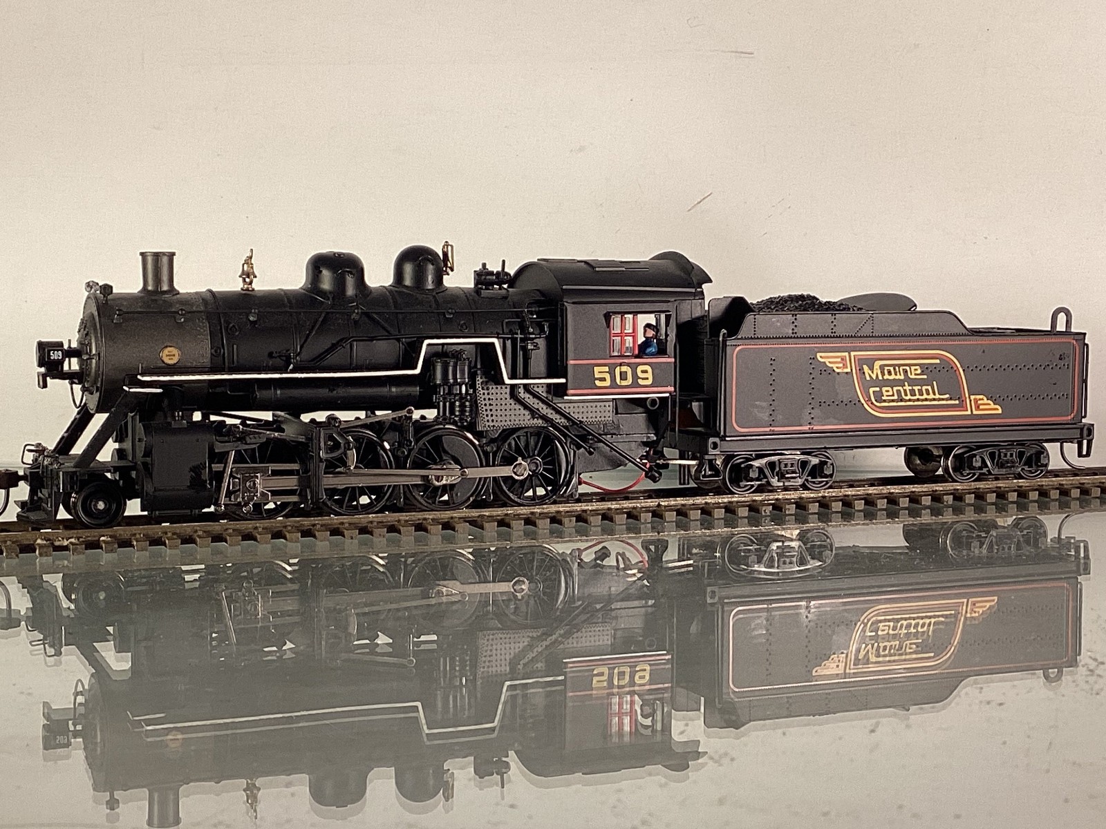 Bachmann Spectrum HO 2-8-0 Maine Central #509, Soundtraxx Sound & Current Keeper