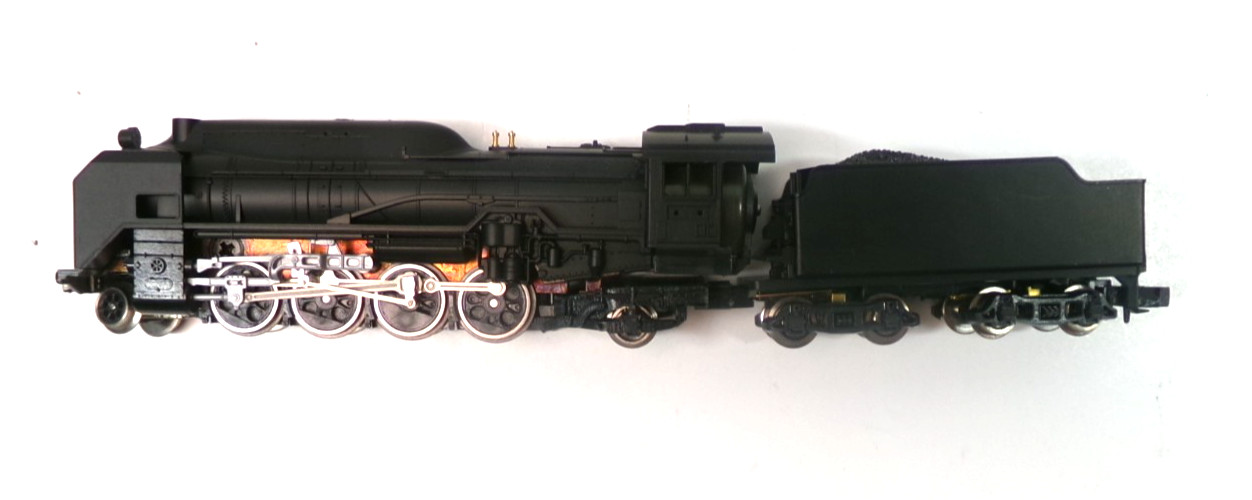 N gauge Kato DSI 2-8-2 steam engine in original box (lot 1199)