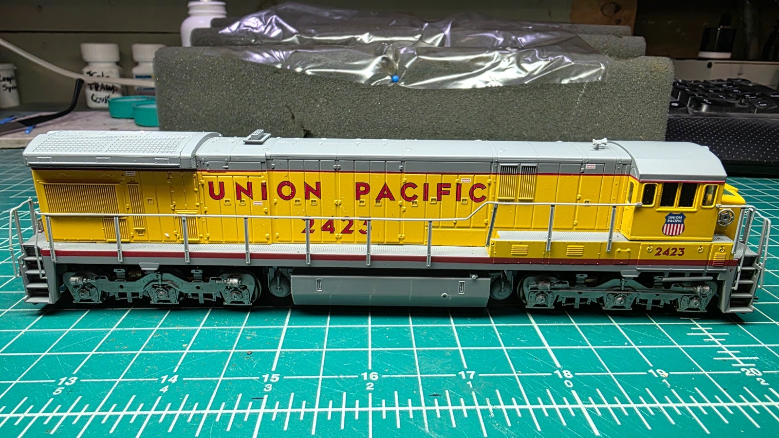 Atlas C30-7 Item #8633 Union Pacific 2423 w/NCE DCC installed