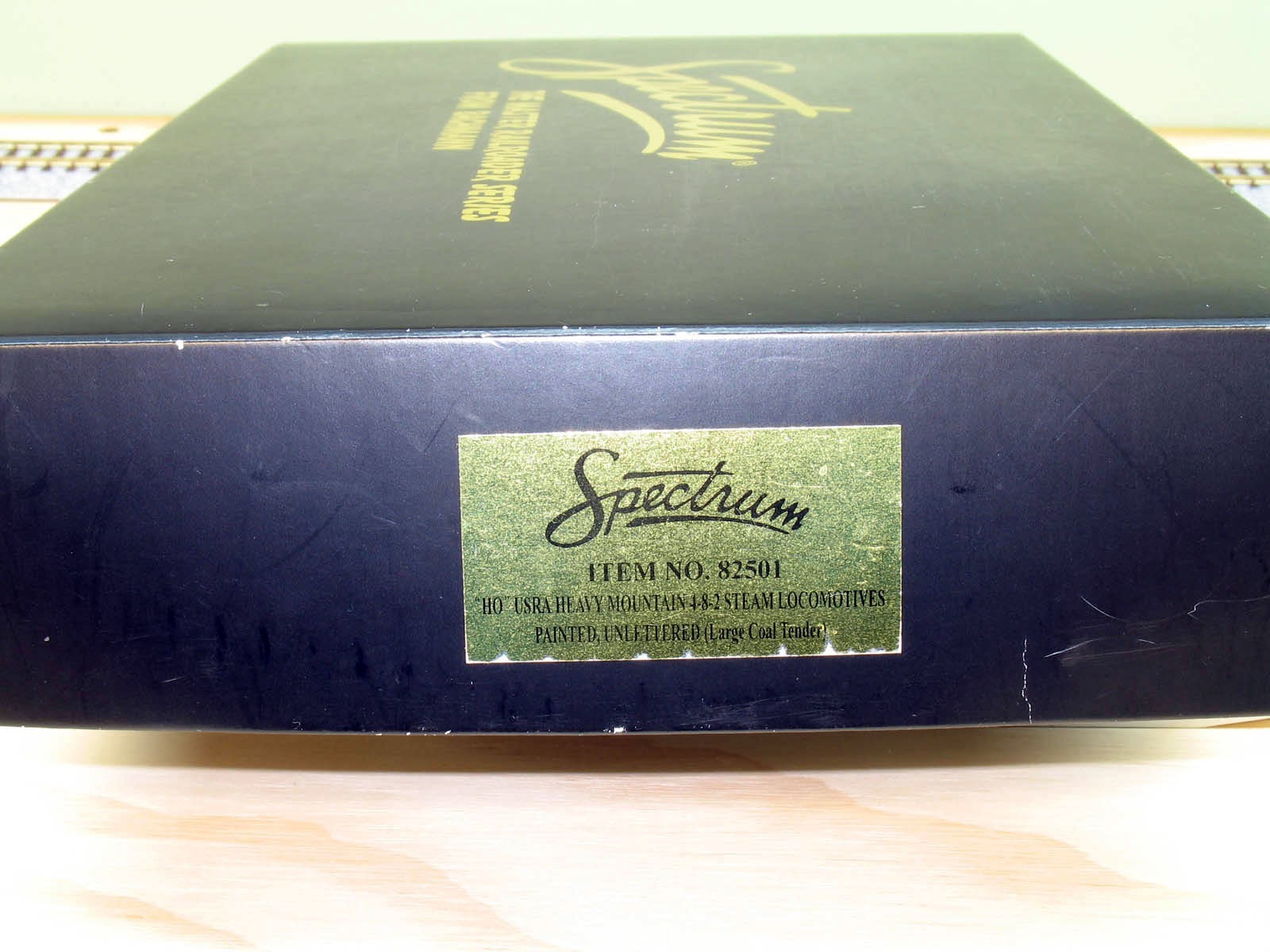 Bachmann Spectrum HO Heavy Mountain 4-8-2 – Undecorated, New