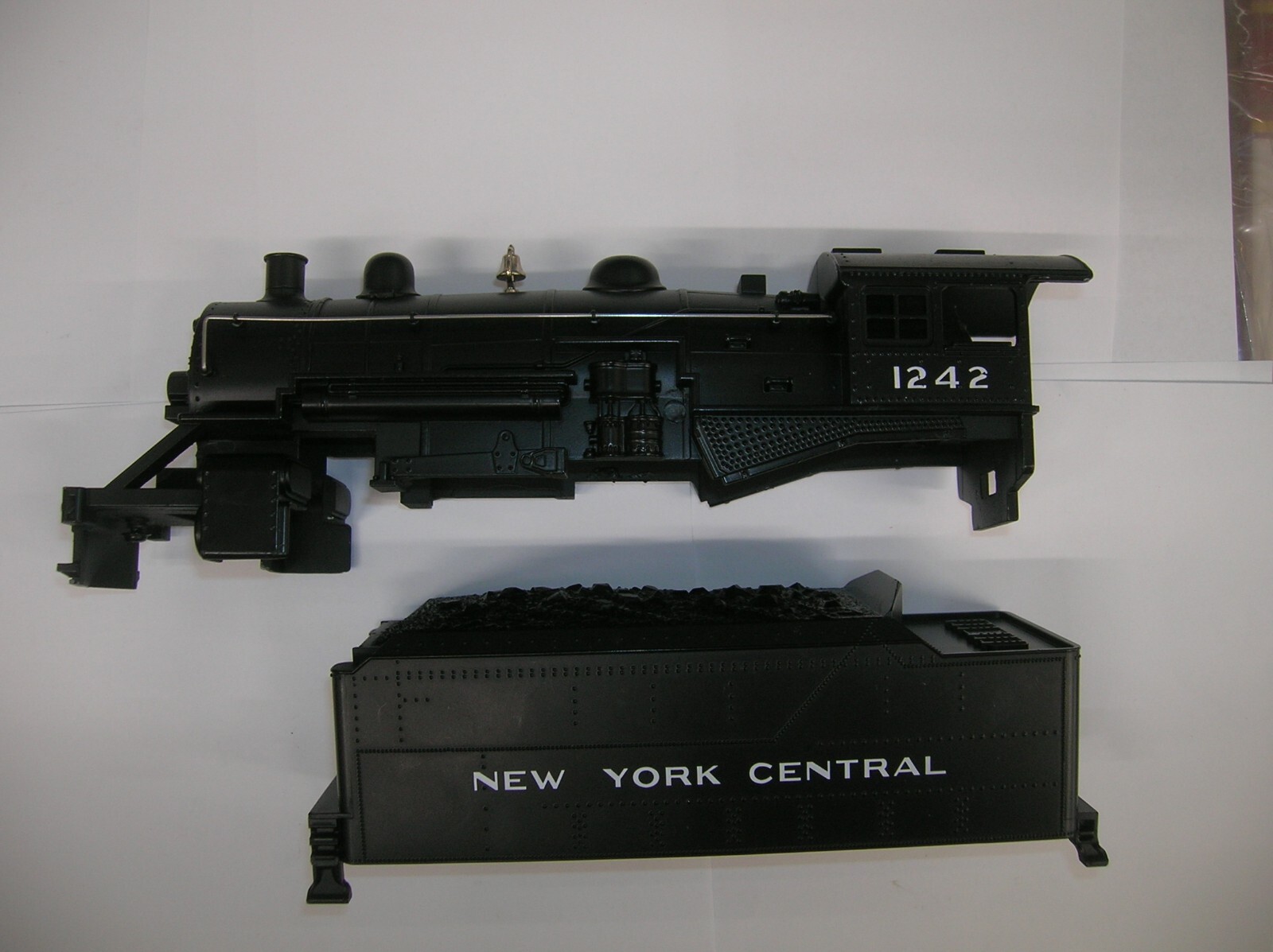 MTH STEAM LOCO SHELLS FOR 2-6-0 “SOLD FOR PARTS ONLY” LOT #43478