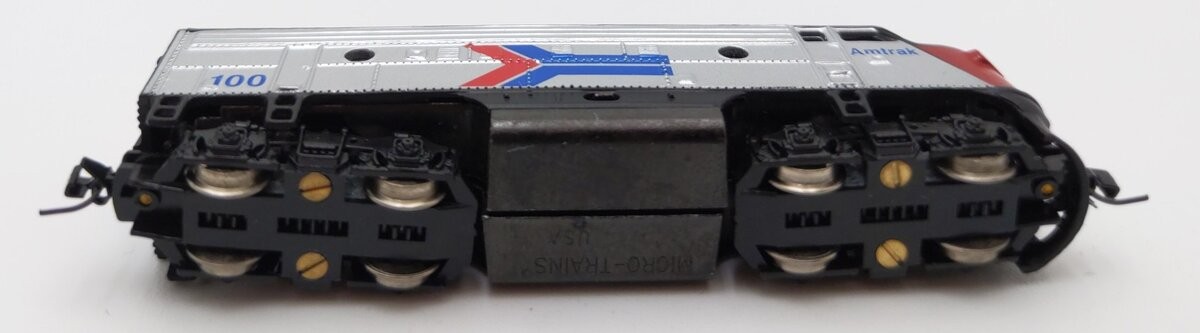 Micro-Trains 98001180 Z Scale Amtrak F7 Powered A Unit Diesel Locomotive #100 EX