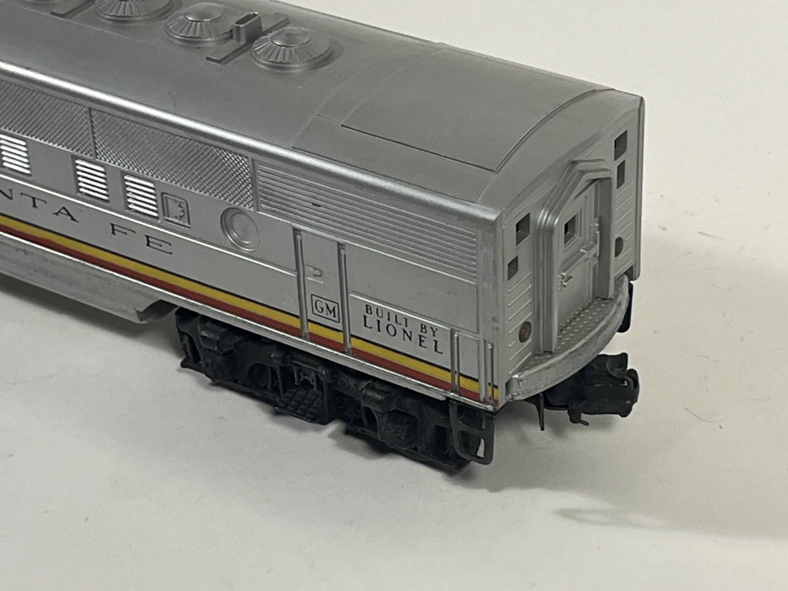 Lionel 2383 Santa Fe F-3 A-A Diesels in wrong boxes 6_20_26
