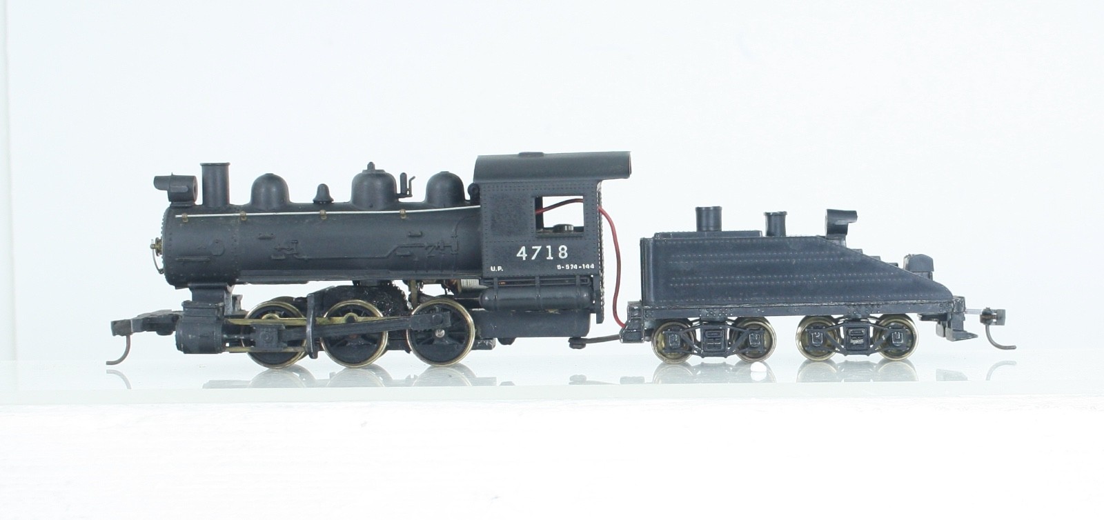 HO Scale MDC Roundhouse #412 Union Pacific 0-6-0 Locomotive & Tender #4718