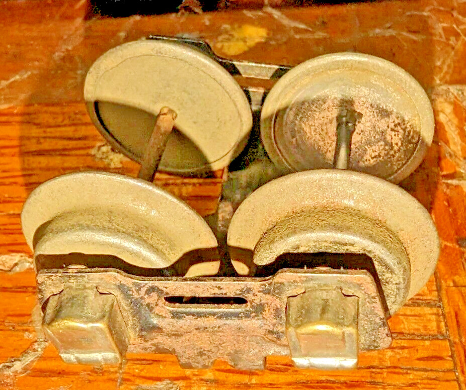 ORIG 30’S AMERICAN FLYER PREWAR O GAUGE TIN TYPE NO SPRING IMPRINT TRUCKS