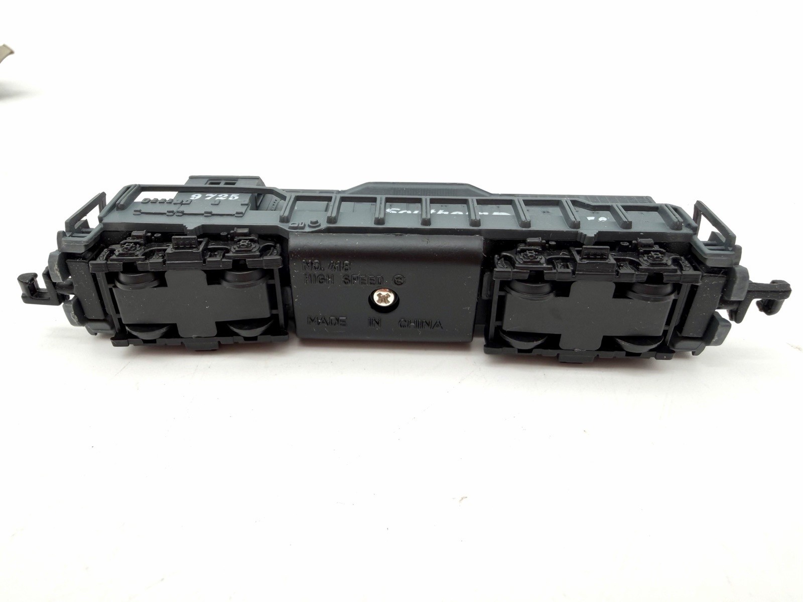 Southern Pacific 9725 N Scale Dummy Locomotive No. 418 w/ Box High Speed