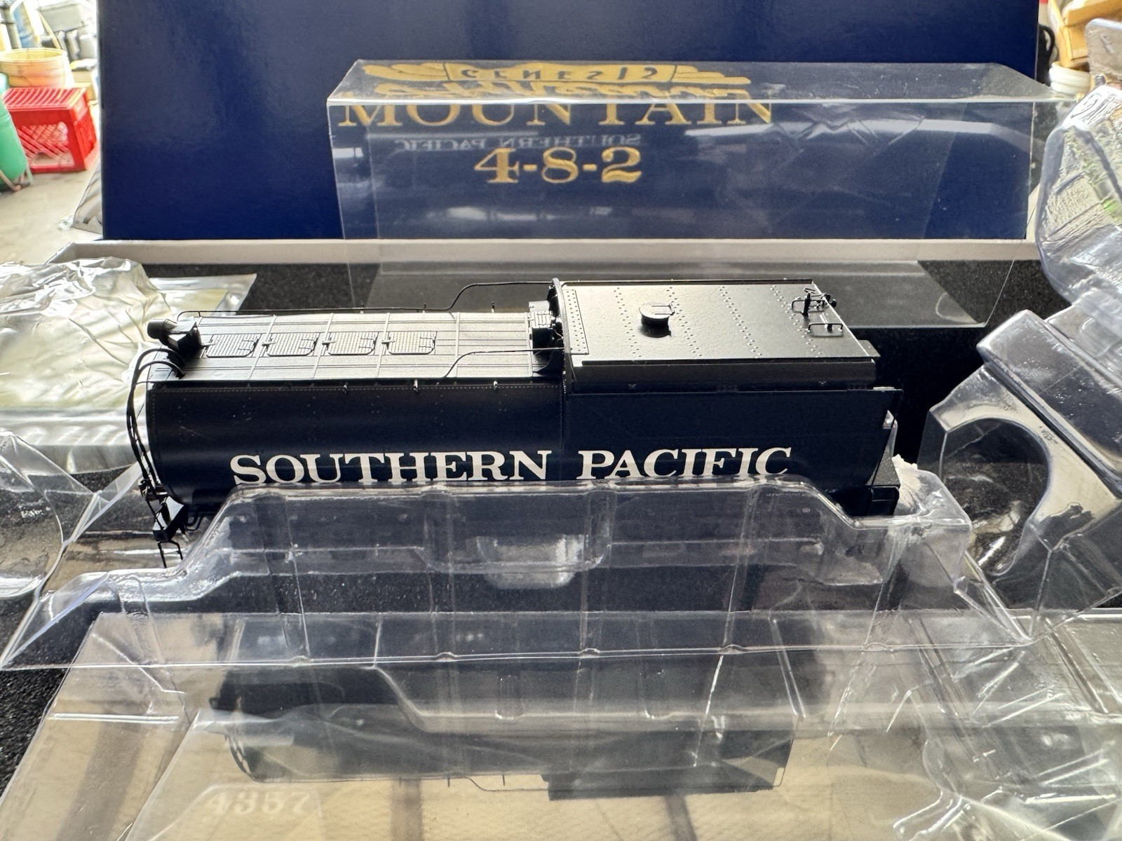 Athearn HO 4-8-2 MT-4 With DCC & Sound, SP/Skyline Casing#4357