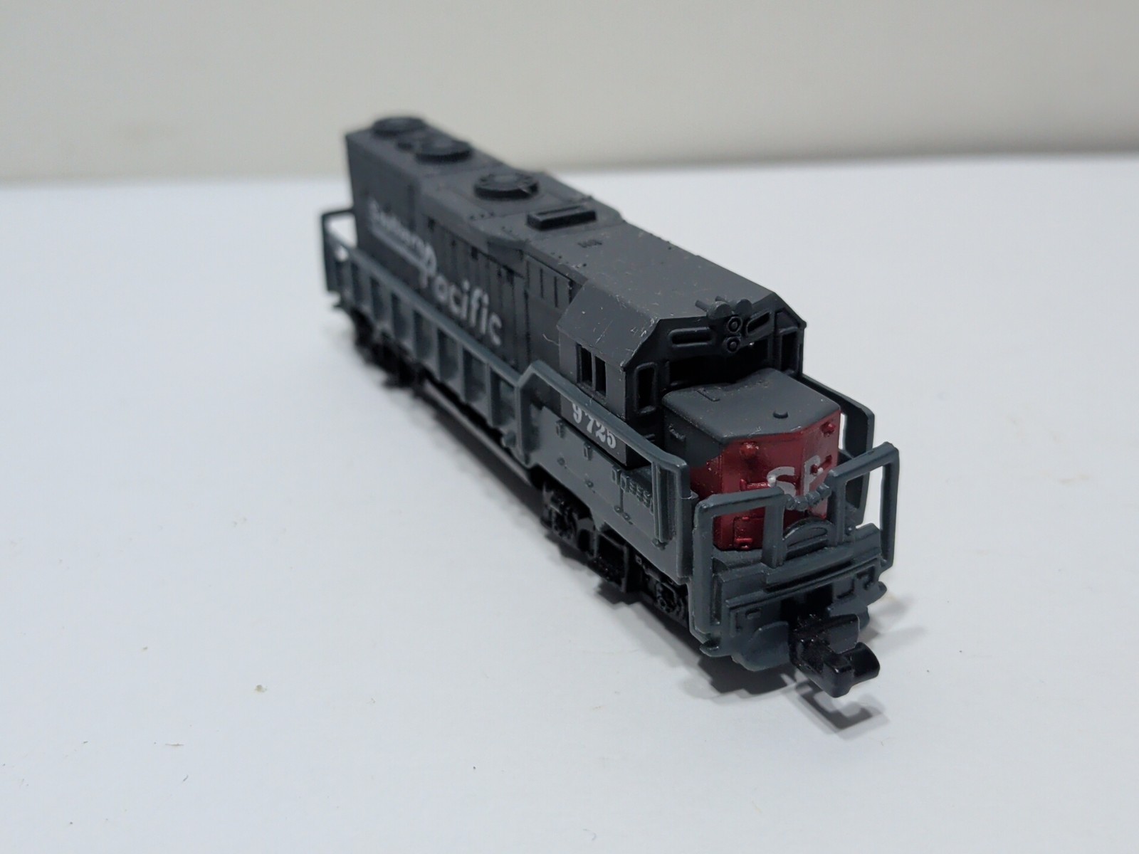 ✨VINTAGE✨ Southern Pacific Locomotive 9725, High Speed #418 UNTESTED