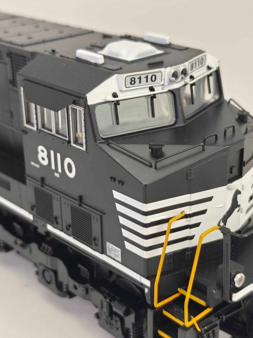 MTH O Scale Norfolk Southern 8110 ES44AC Diesel PS3 Sound Tested READ