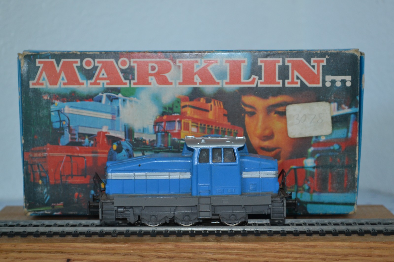 Marklin 3078 HO DHG 500 Blue Diesel Loco Western Germany