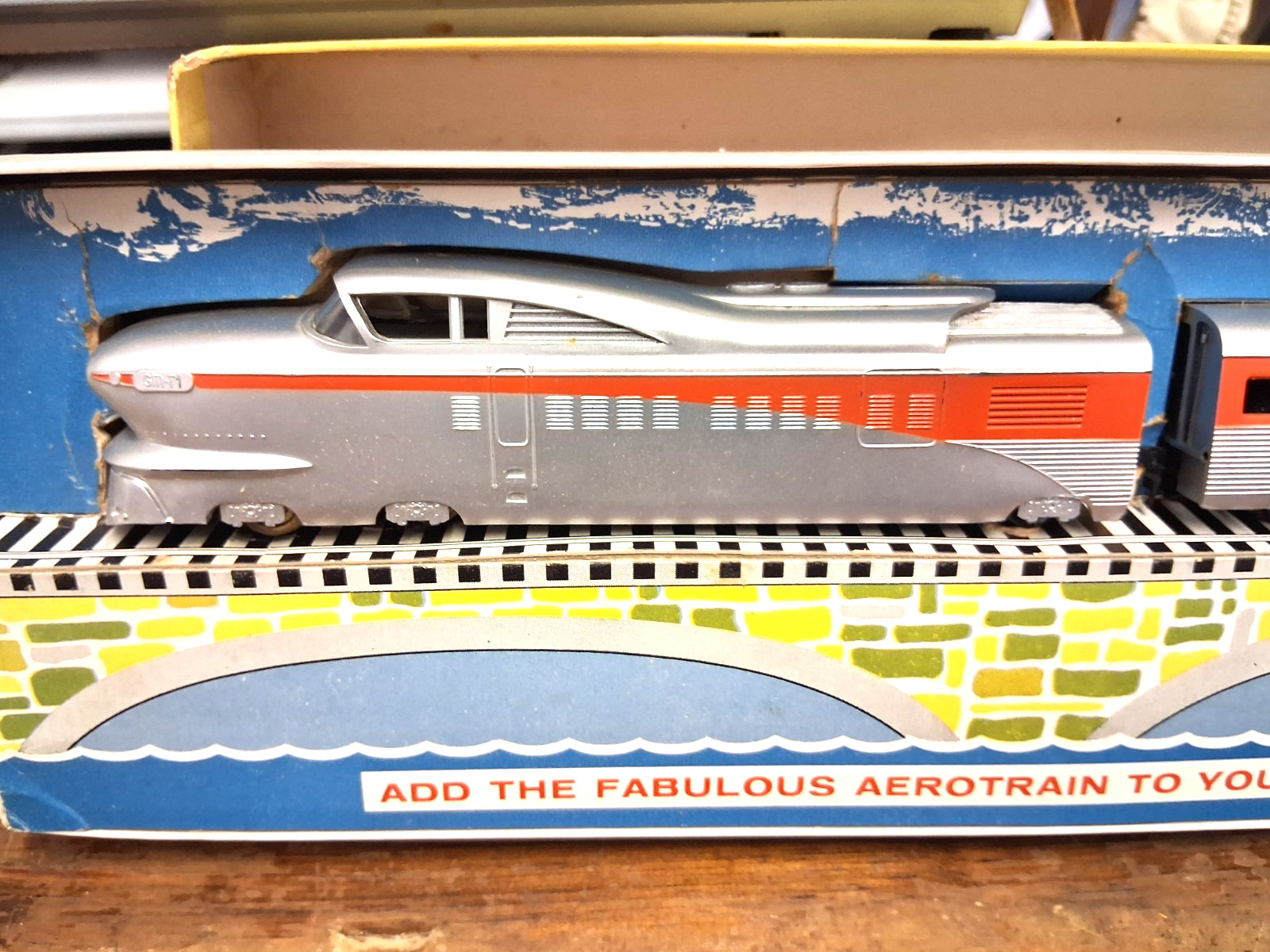 VARNEY HO * AEROTRAIN * 1957 ENGINE & 3-CARS IN ORIGINAL DISPLAY BOX MEGA RARE!