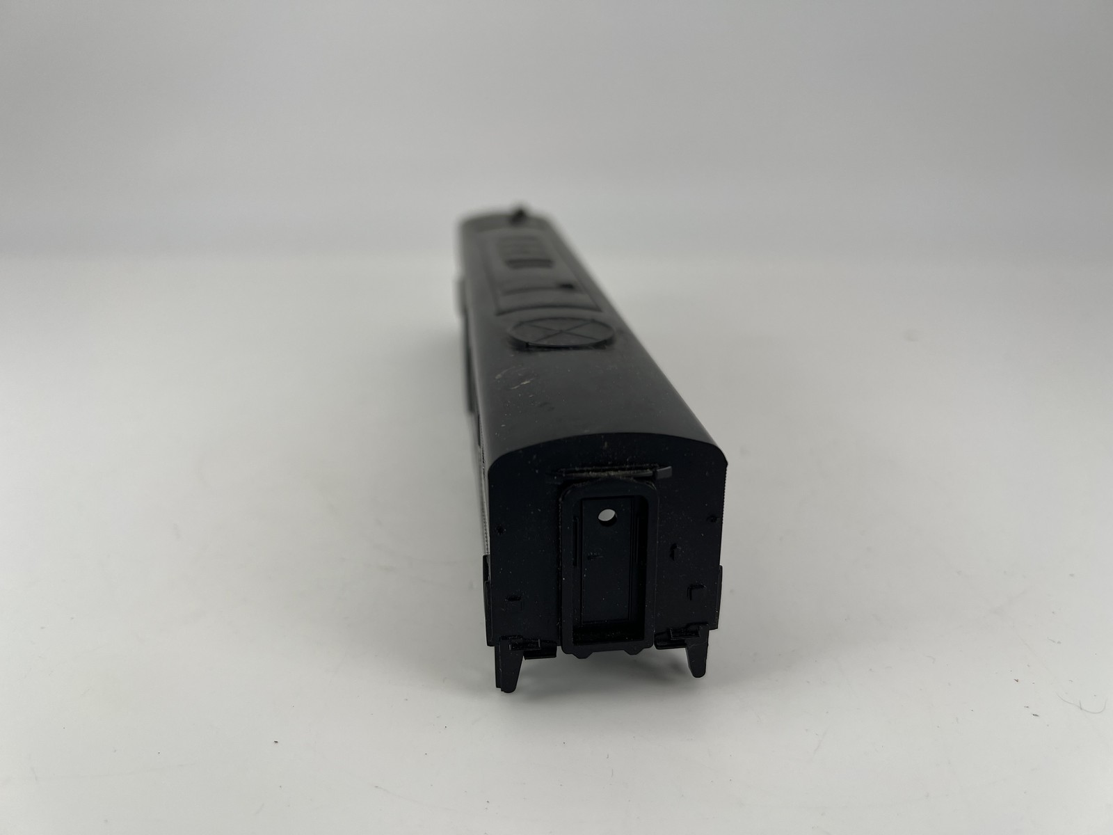 HO Scale Diesel Locomotive B Unit Black SHELL ONLY Good