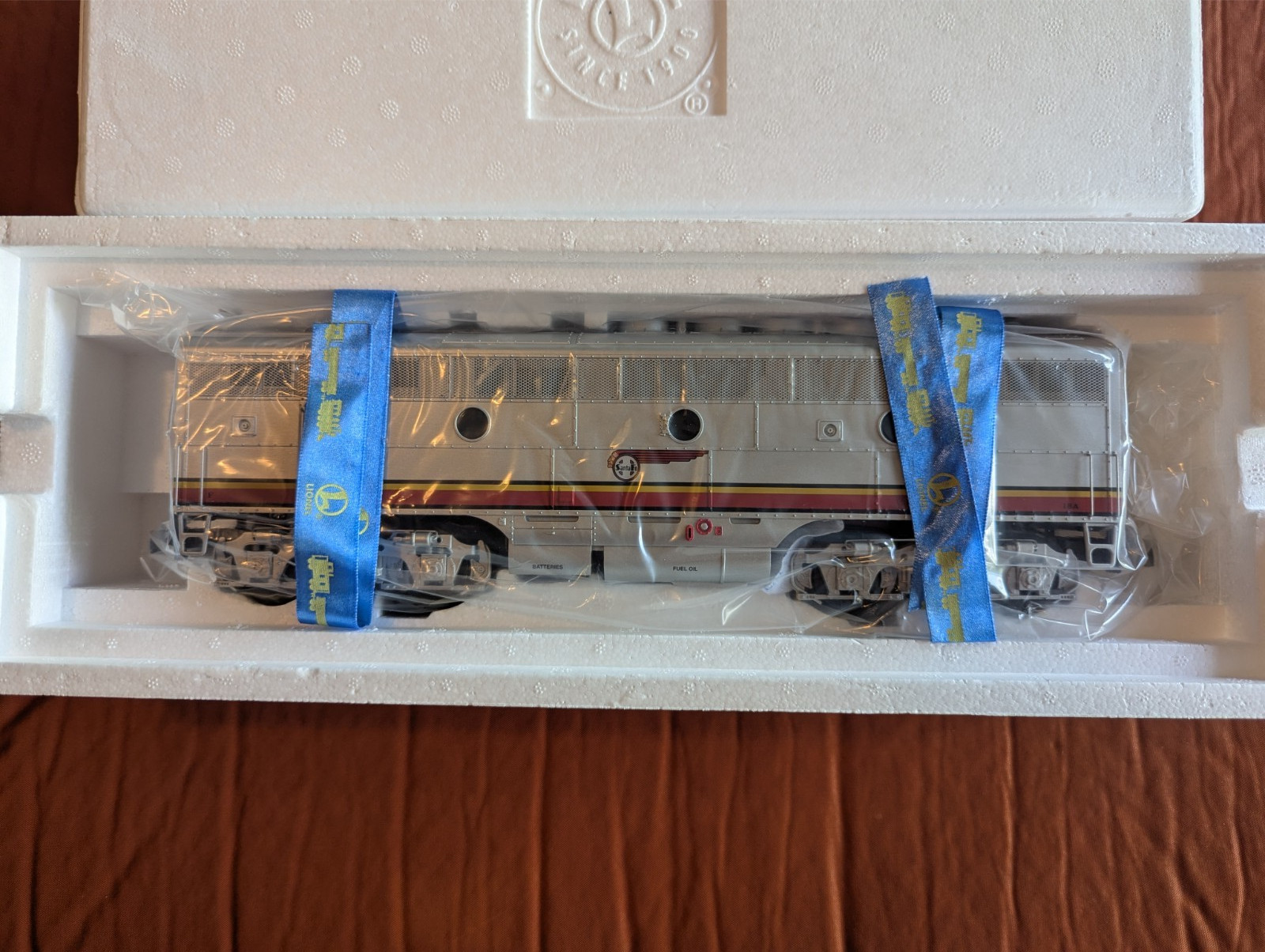 LIONEL 6-24532 F3 B NON-POWERED SANTA FE