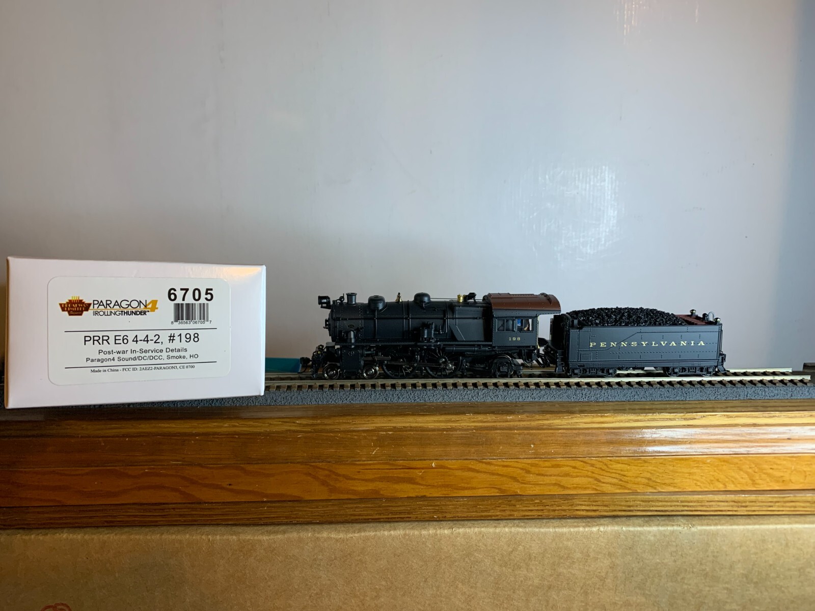B.L.I. #6705 P.R.R. E-6 4-4-2 Steam Loco #198 Post War w/DCC & Sound H.O. 1:87